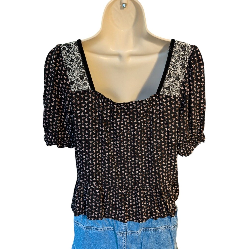 SO Black Floral Patchwork Peplum Blouse - Picture 2 of 3